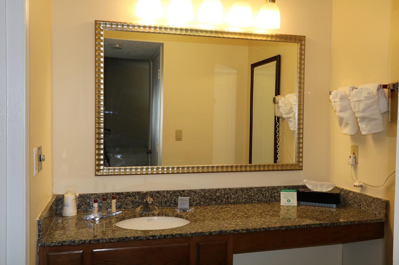 Fairbridge Inn & Suites - Akron Copley Township - West Exterior foto