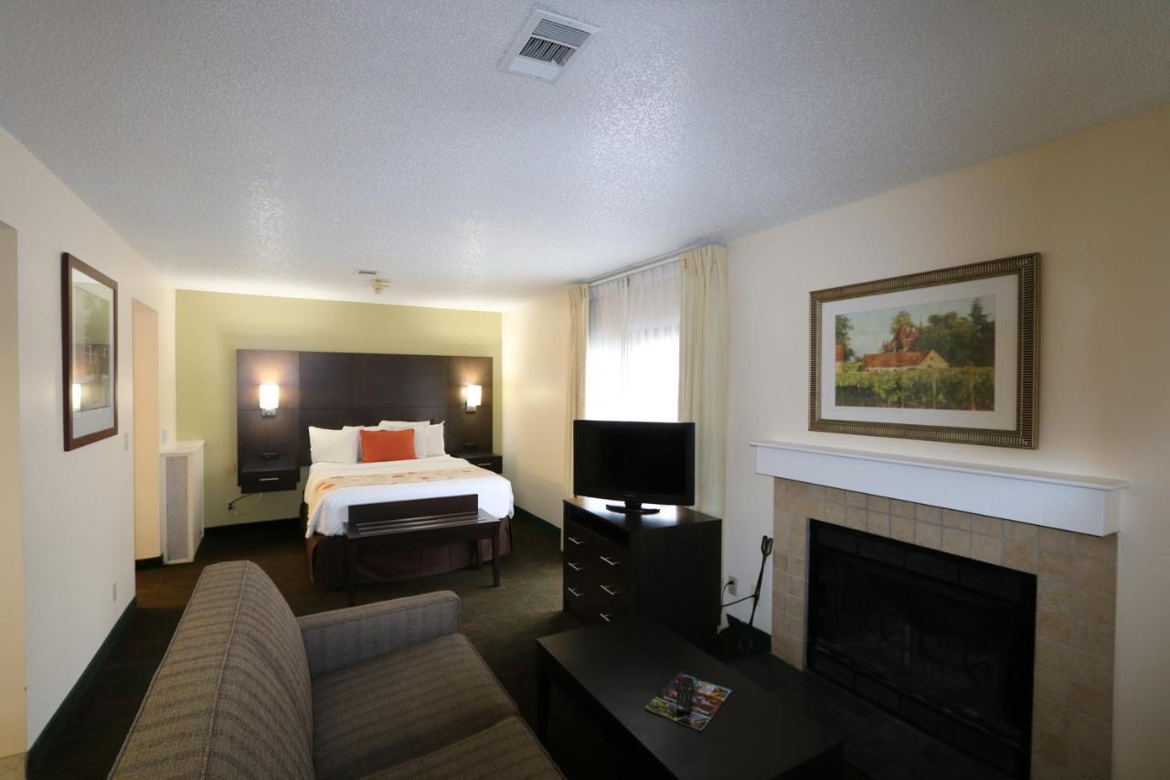 Fairbridge Inn & Suites - Akron Copley Township - West Habitación foto